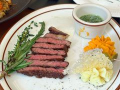 -Mark&Mars Restaurant