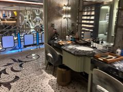 -浅深(世茂滨江精品店)