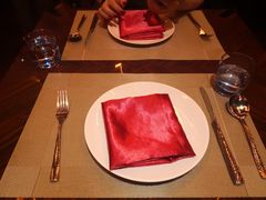 -YUE·6·西式融合餐厅(外滩六号店)