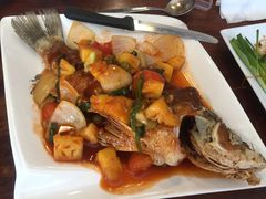 -Dang restaurant (patong phuket)