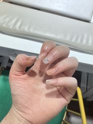 -晨·艺美甲美睫