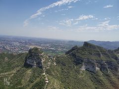-抱犊寨风景区