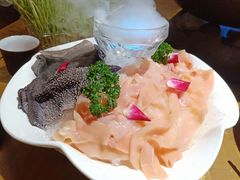 -白乐天毛肚火锅馆(解放碑店)