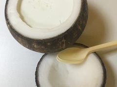 -志龙皇冠吃货椰子铺