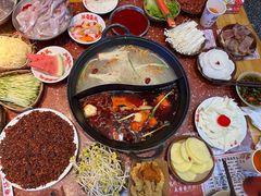 -赵美丽·重庆社区火锅·直营店(火车东站·中豪国际店)