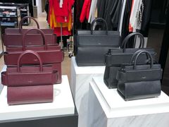 -GIVENCHY(佛罗伦萨小镇奥莱店)