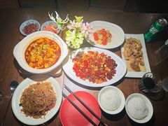 -肆海小川菜酒馆Wine Bistro (青年路店)