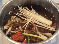 -德天肥牛海鲜火锅(龙吟坊店)
