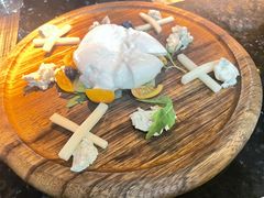 -卡普里披萨·牛扒·下午茶