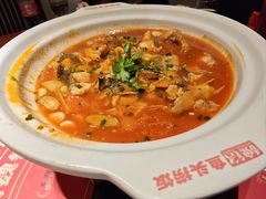 -魏铭鱼头捞饭(晋阳路店)