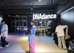 -DNA舞室