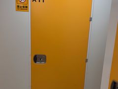 -安东易迷你自助仓储寄存仓库(杨浦店)
