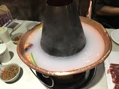 -羊家胡同·龙虾烧烤火锅(龙汇路店)
