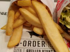 -FATBURGER 特富客汉堡(外交公寓店)