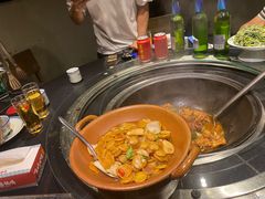 -挂旗柴锅鸡(蚌山区嘉年华店)