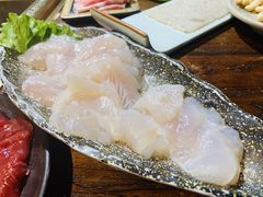 -东巴婆婆云南鱼豆花火锅(大东门店)