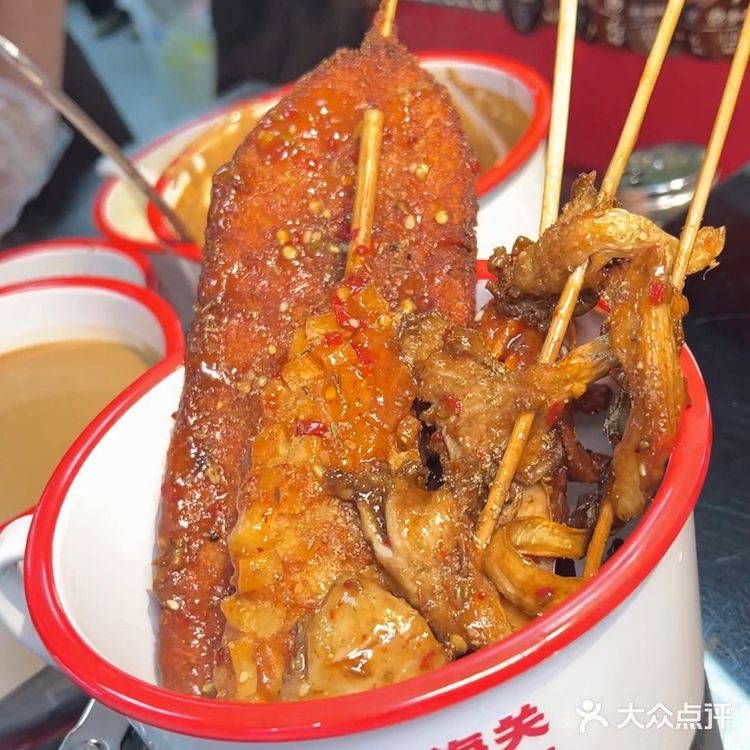 长春｜想吃黏糊麻辣烫就会想到他