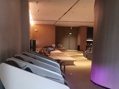 -涨巢·潮玩水疗局