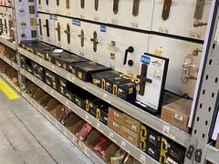 -百安居装修建材卖场(罗湖店)