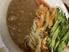 炸酱凉面-大槐树烤肉馆