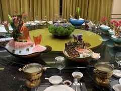 -半岛翡丽海鲜自助餐厅(观风亭店)