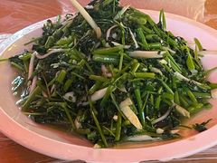 -健跳小海鲜(人民路店)
