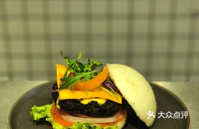 Cheese Black Gold Fried Chicken Burger