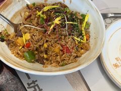 松露风味牛肉粒炒饭-一沙一城·岩烤牛扒(深圳首店)