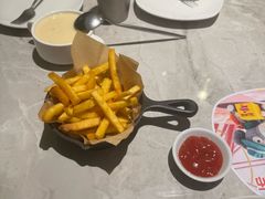 -必胜客(上海新南方商城PH店)