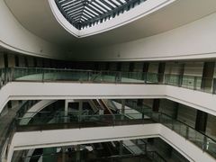 -上海滴水湖皇冠假日酒店