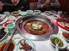 -晓宇重庆火锅(赛格国际购物中心店)