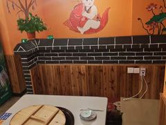 -小火炕铁锅炖鱼
