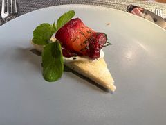 -卡普里披萨·牛扒·下午茶