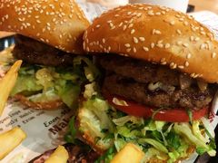 -The Habit Burger Grill 哈比特汉堡(复兴soho店)