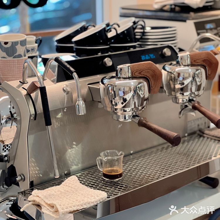 宁波咖啡店|重新装修的chic变身乐高王国