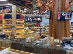 零售区-周记炒货·山核桃·甘栗(武林店)