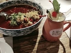 重庆毛血旺-胡桃里音乐酒馆(环亚凯瑟琳广场店)