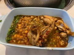 -蛙两只美蛙鱼头火锅(恒茂店)