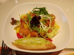三文鱼沙拉-菲滋意式休闲餐厅(北仑银泰城店)