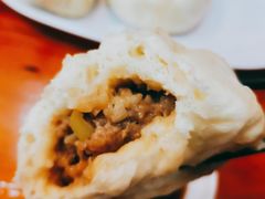 猪肉韭菜包-老陶包子铺(南大西南村店)