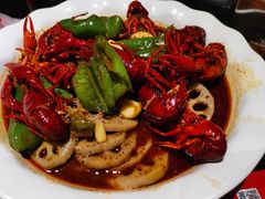 -沪小胖小龙虾(淮海中路旗舰店)