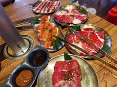 -金刚山黑牛炭火自助烤肉(西大望路店)
