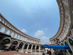 -Longchamp(佛罗伦萨小镇奥特莱斯店)