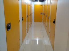-安东易迷你自助仓储寄存仓库(草桥店)