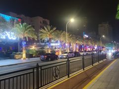 -珠海拱北口岸希尔顿欢朋酒店