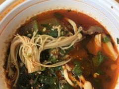 -成都你六姐·牛肉冒菜·麻辣香锅(长泰广场店)