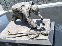 -侵华日军南京大屠杀遇难同胞纪念馆-停车场