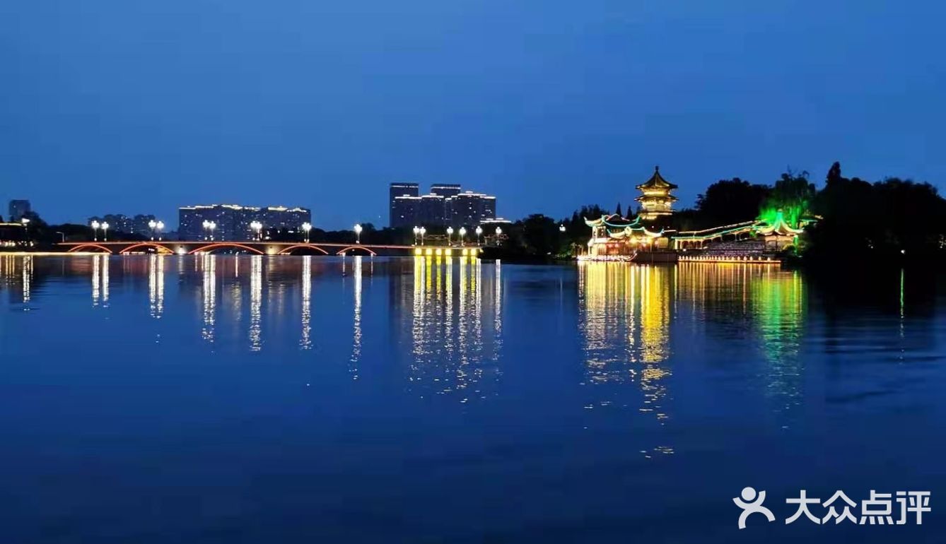 泰州凤城河夜景追黄浦