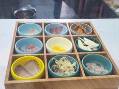 -瑞扬草芽过桥米线(穿金路店)