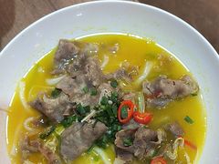 -头上红煨盐鸡·非遗院子餐厅